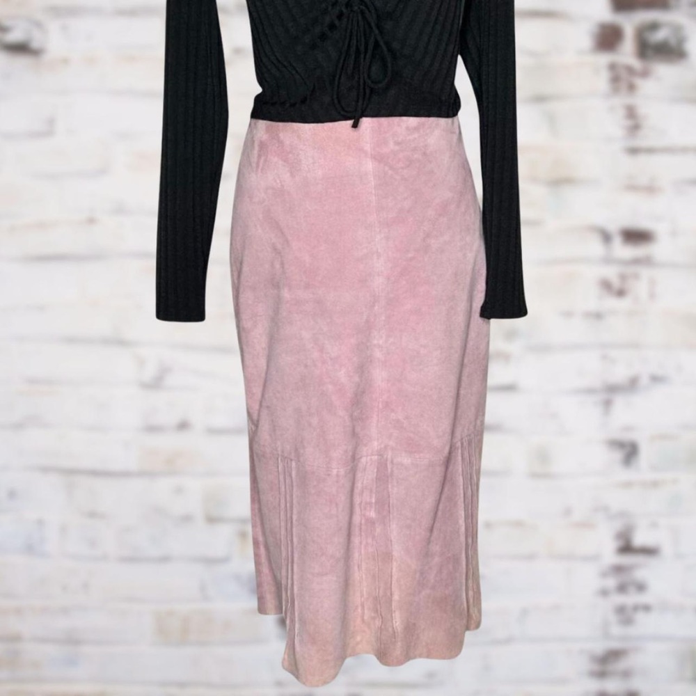 Vintage • 90s Banana Republic Mauve Leather Midi Pleated Skirt Size 2